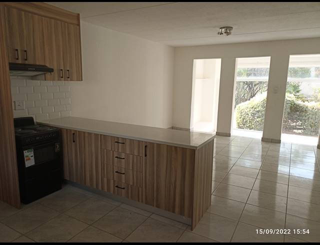 2 BEDROOM TOWNHOUSE RENTED IN SONNEGLANS